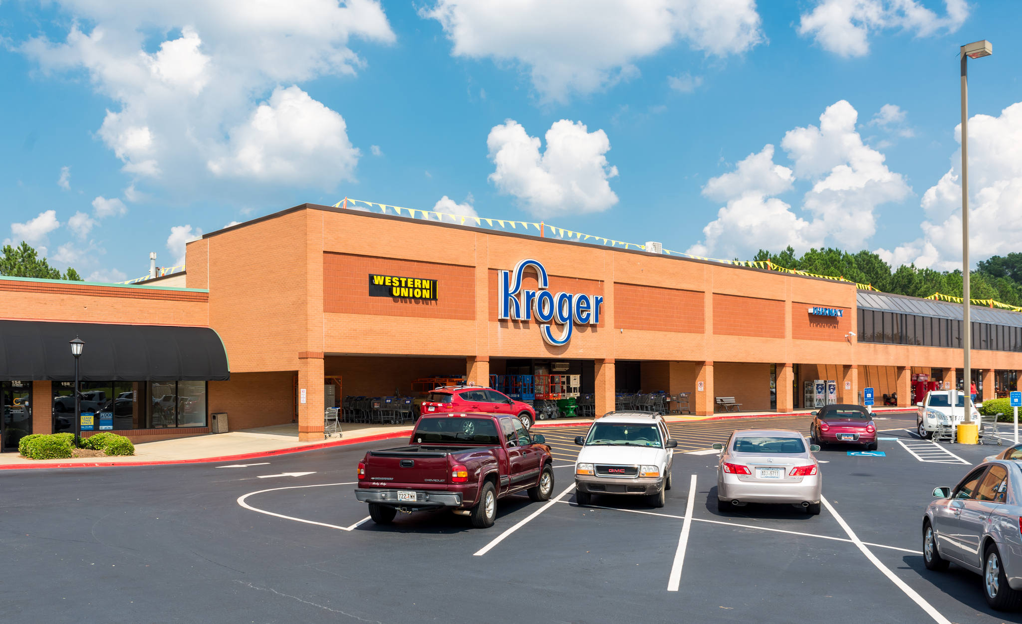 Retail Space for Lease in Acworth, GA Butler Creek PECO