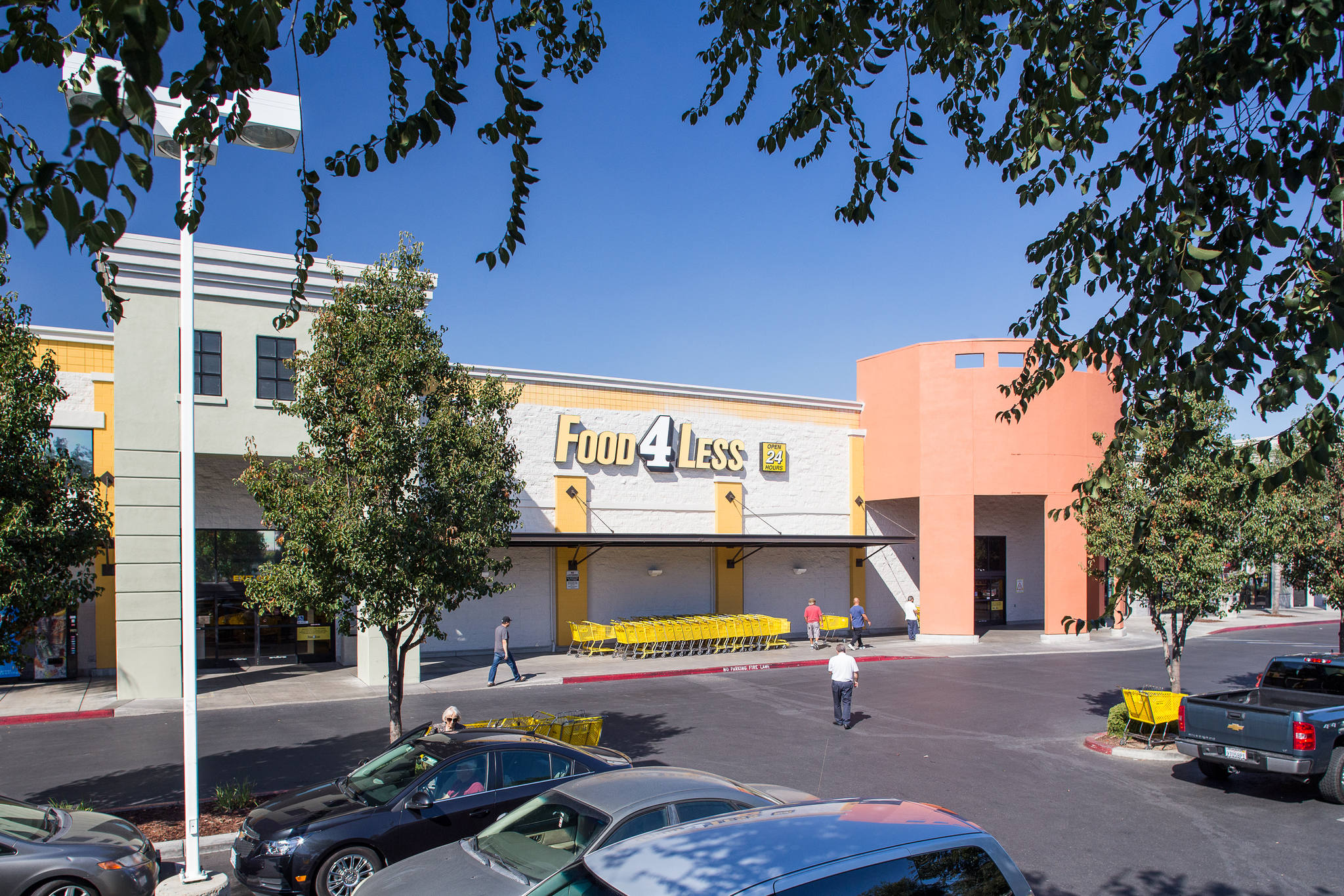 Retail Space for Lease in Ceres, CA Central Valley Marketplace PECO