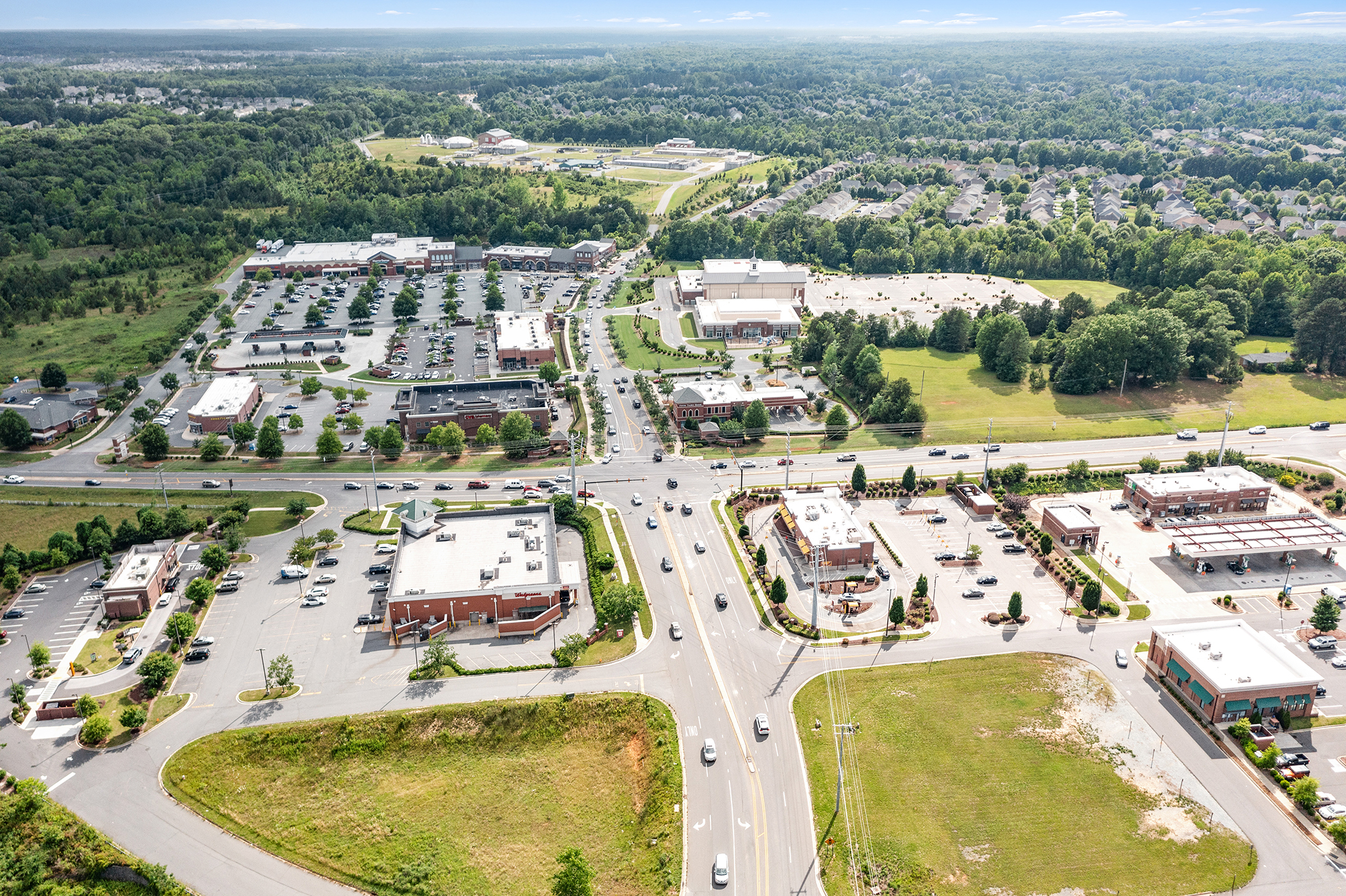 Retail Space for Lease in Waxhaw, NC Cureton Town Center PECO