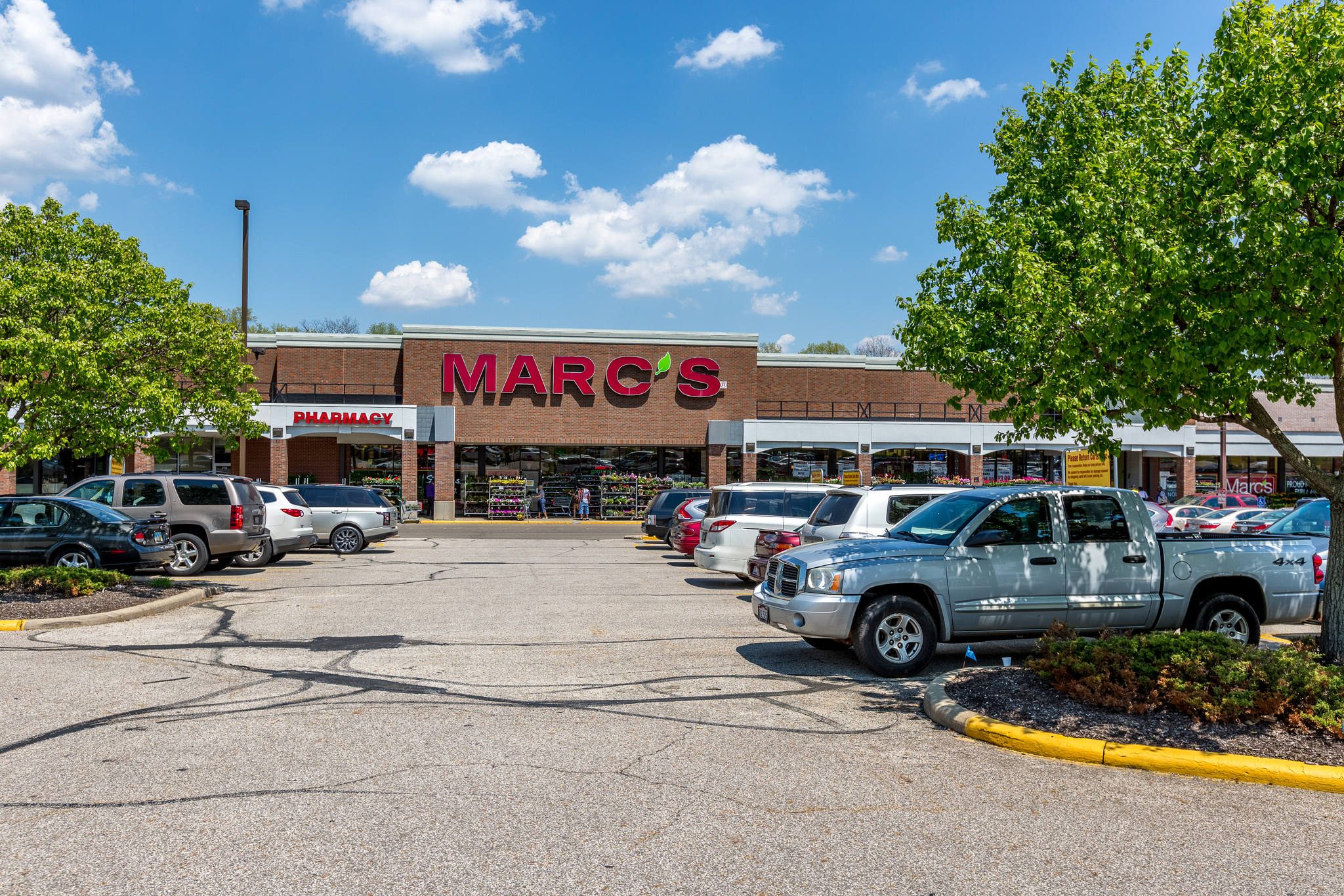 Retail Space for Lease in Fairlawn, OH Fairlawn Town Centre PECO