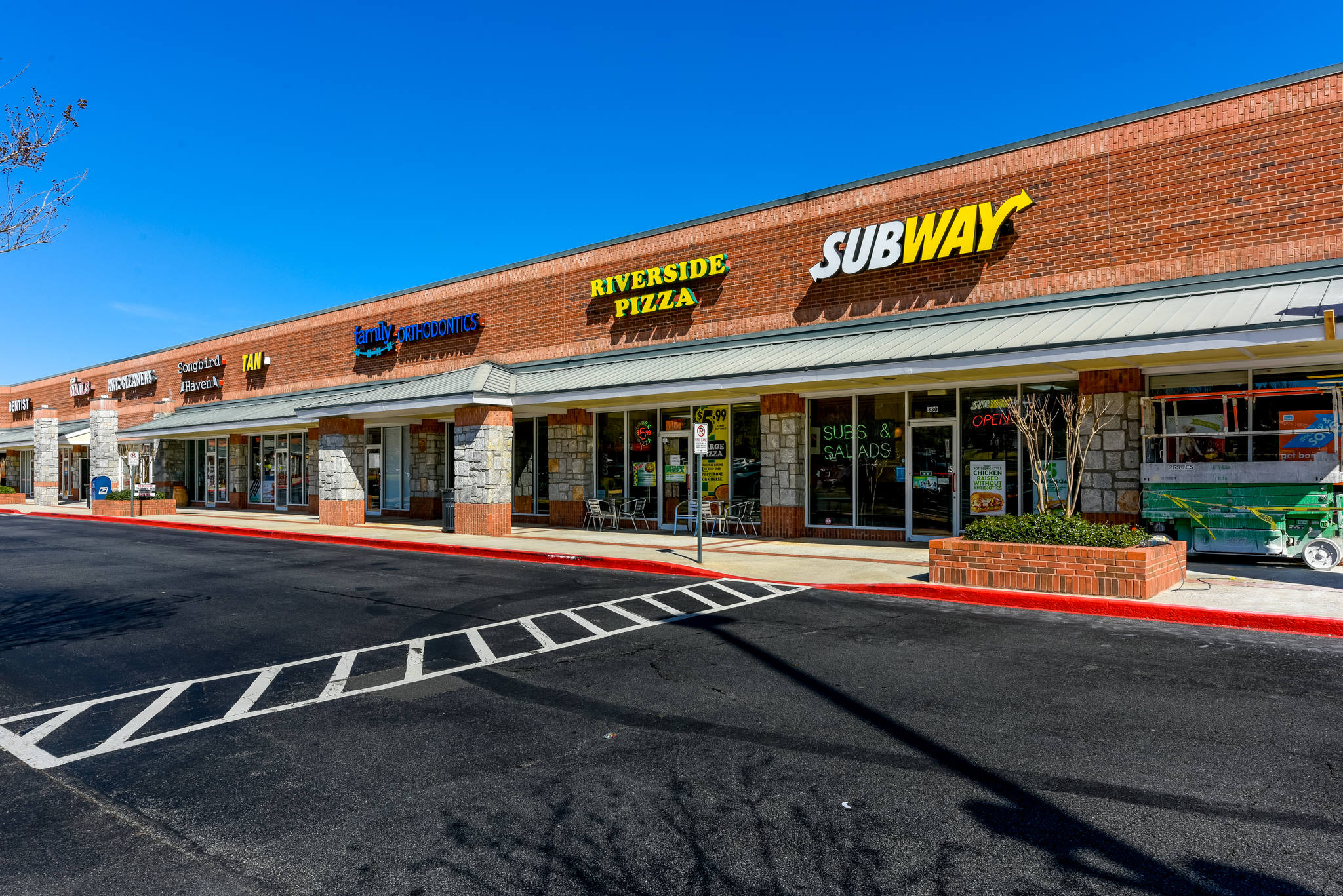 Retail Space for Lease in Dacula, GA Hamilton Mill Village PECO