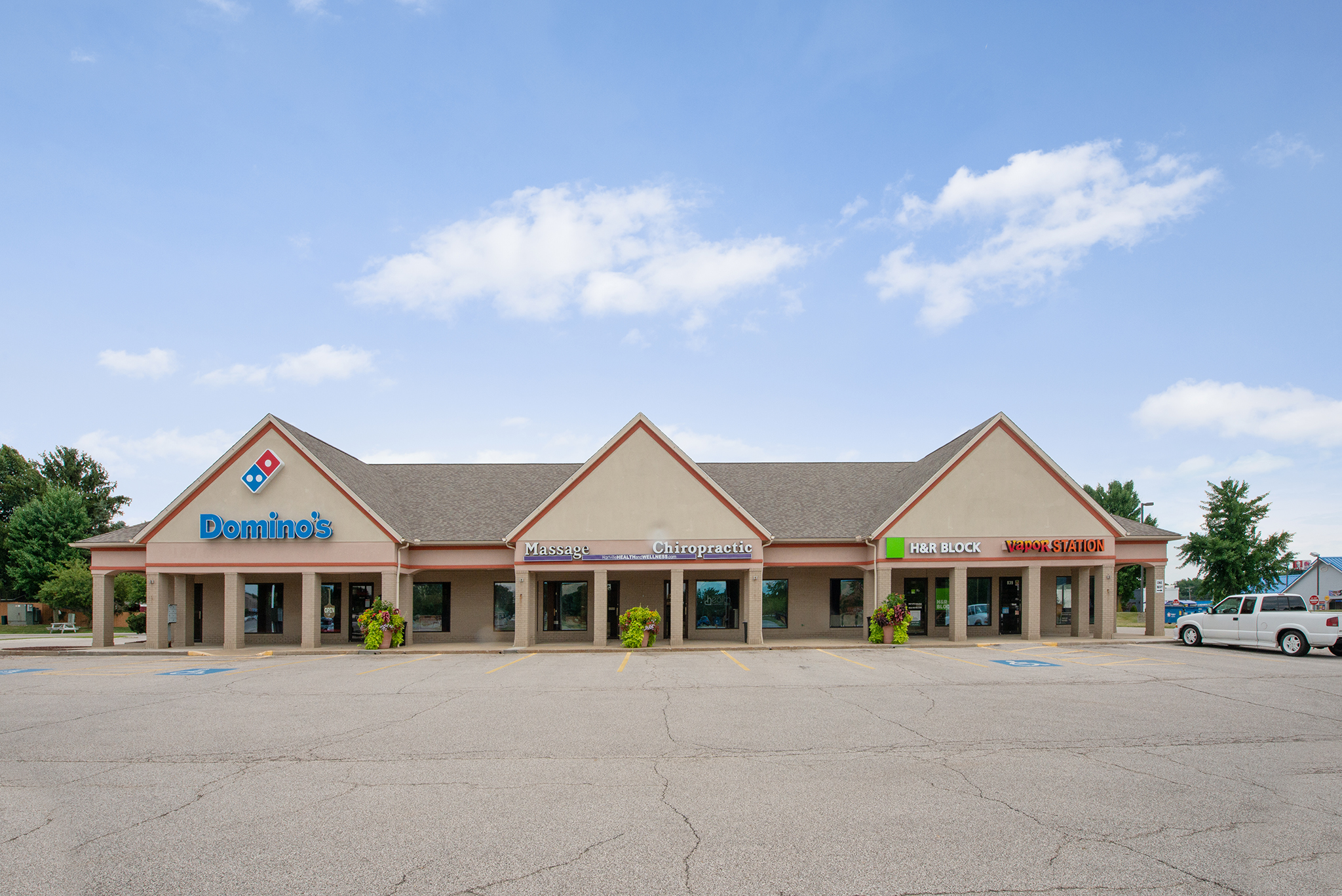 Retail Space for Lease in Hartville, OH Hartville Centre PECO