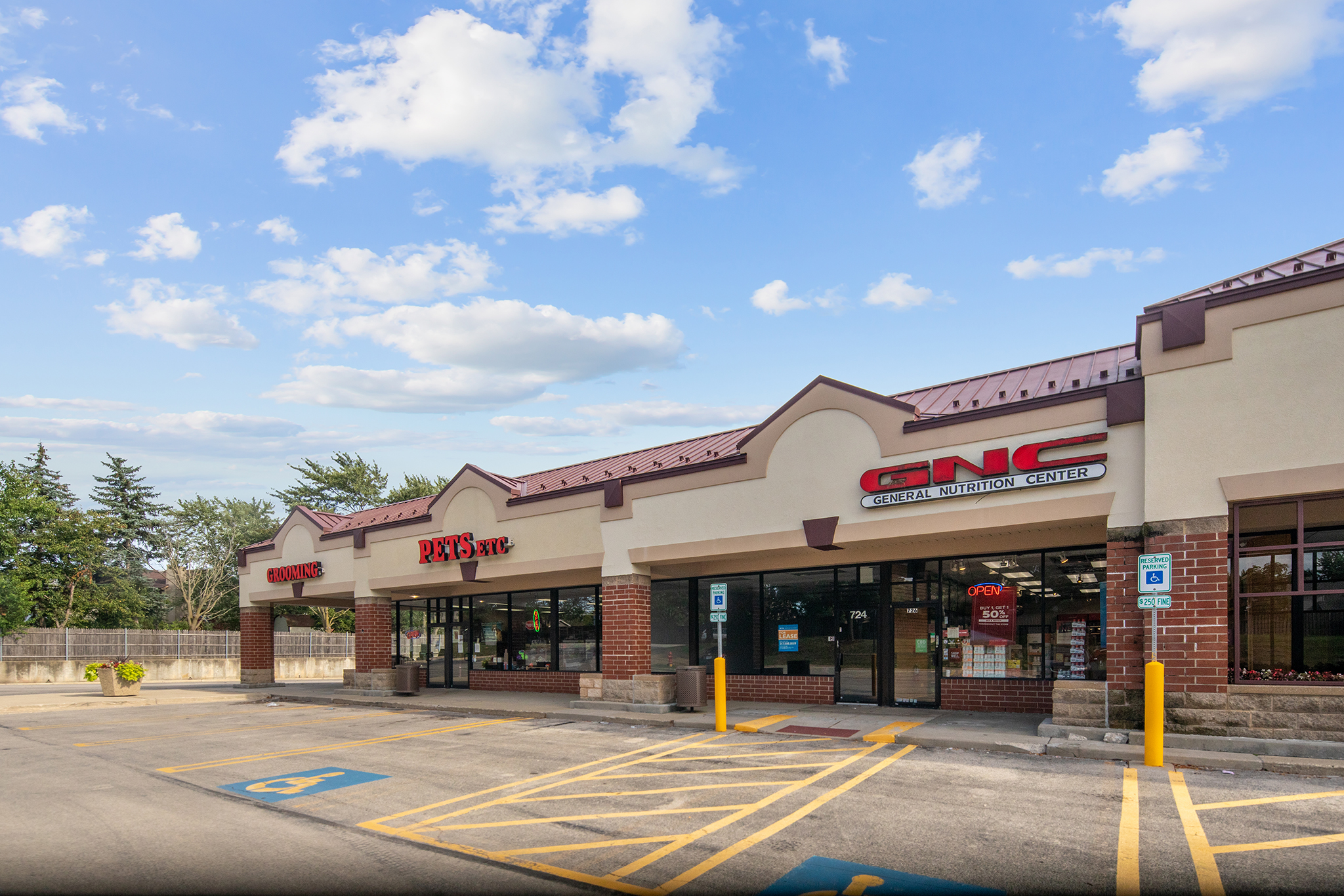 Retail Space for Lease in Carol Stream, IL Heritage Plaza PECO