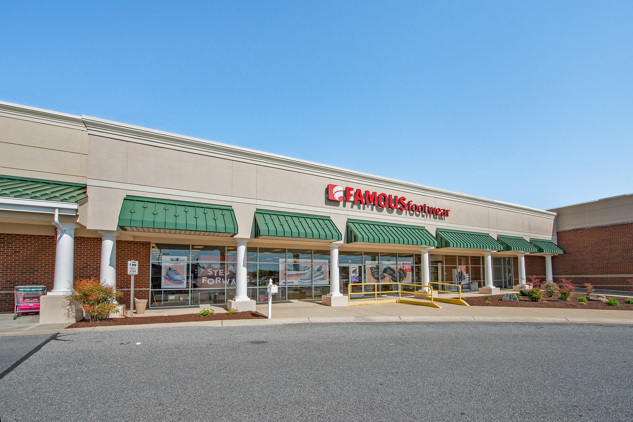 Retail Space for Lease in La Plata, MD LaPlata Plaza PECO