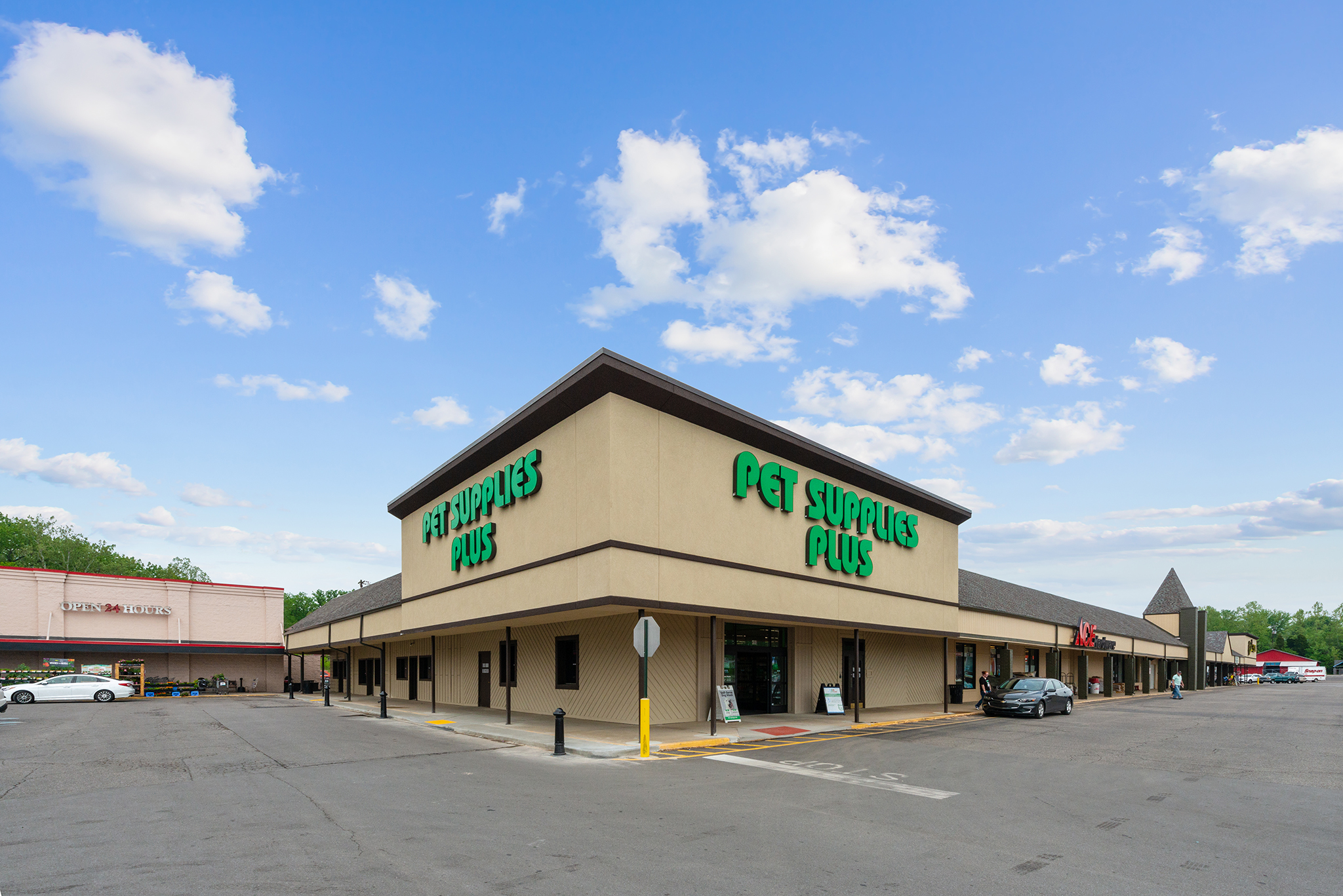 Retail Space for Lease in Mooresville, IN The Village Shopping Center