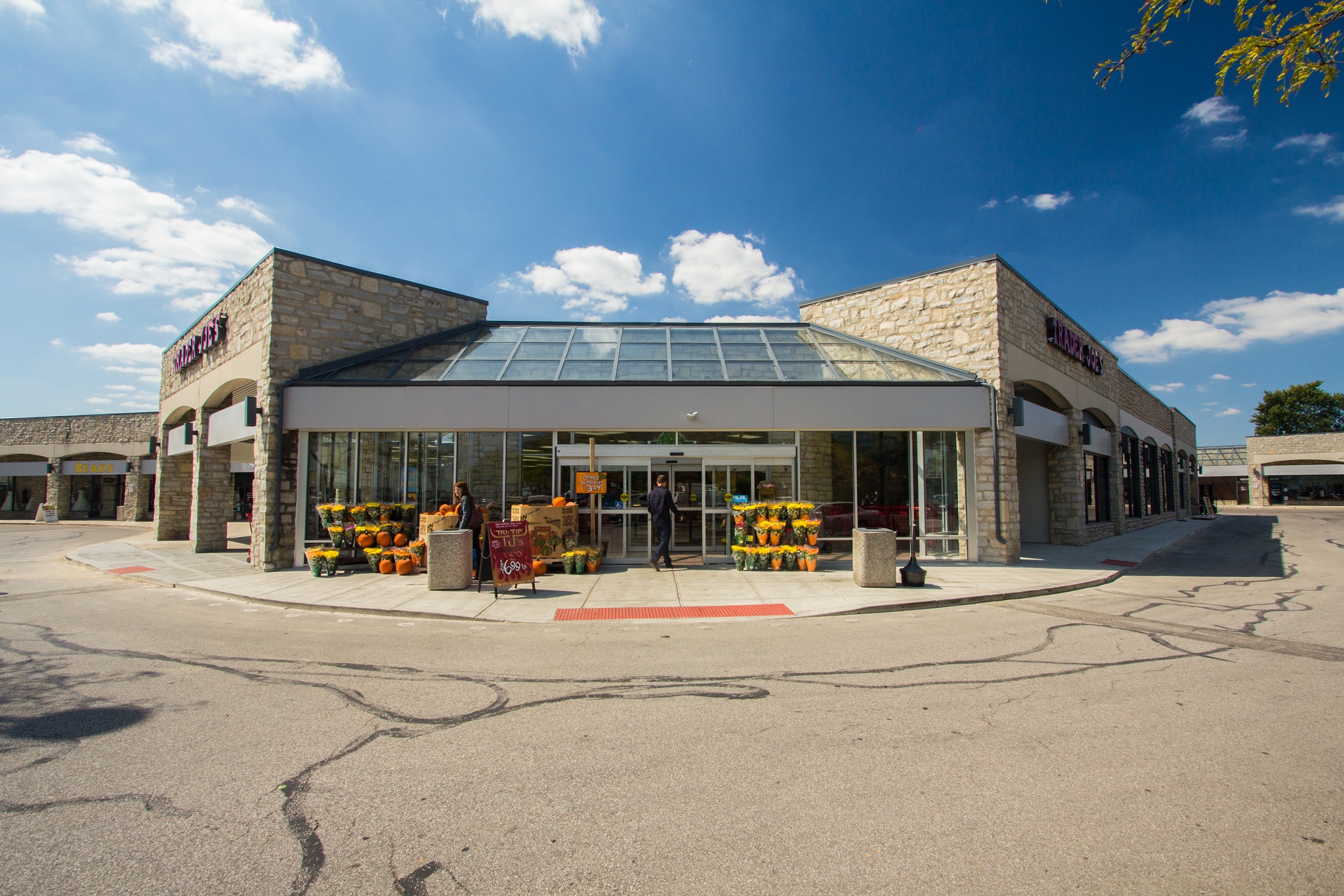 Retail Space For Lease In Dublin Oh Trader Joe S Center Peco