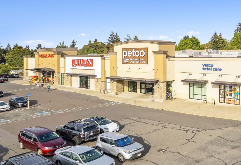 Retail Space for lease in Hilfiker Shopping Center, Salem, OR - 1