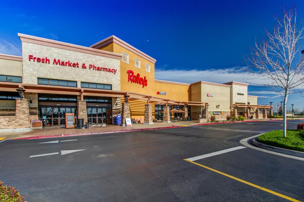 Retail Space for lease in Red Maple Village, Tracy, CA - 1