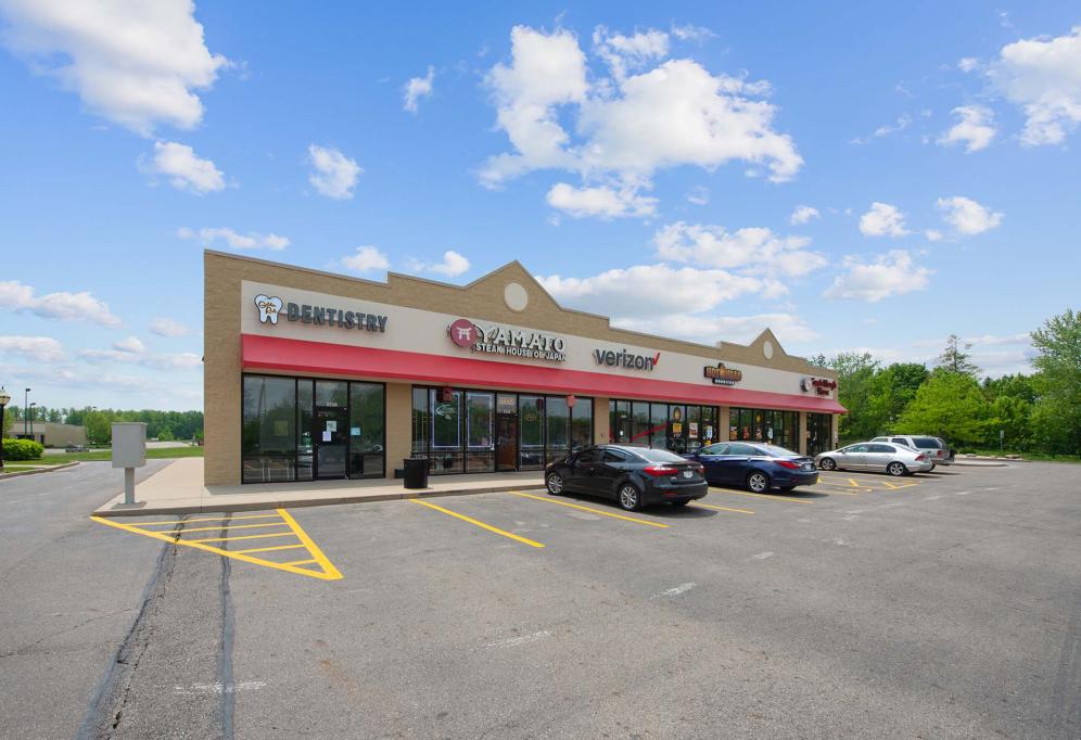 Retail Space for lease in East Side Square, Springfield, OH - 1