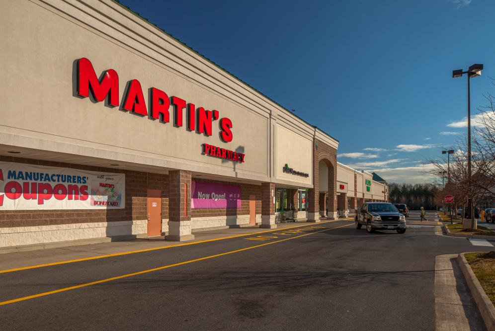 Retail Space for lease in Stonewall Plaza, Winchester, VA - 1