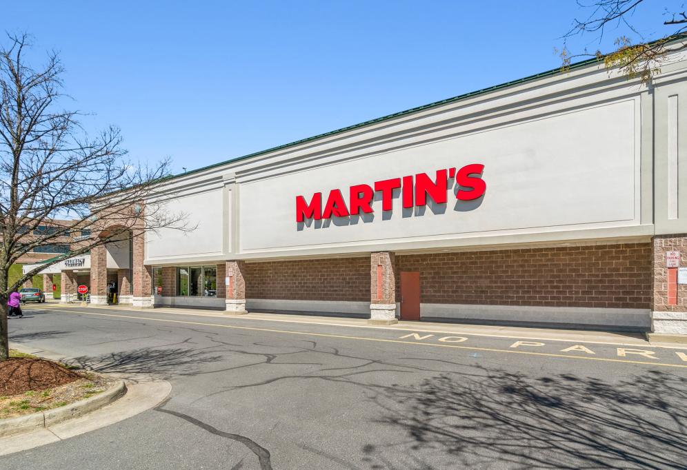 Retail Space for lease in Stonewall Plaza, Winchester, VA - 1