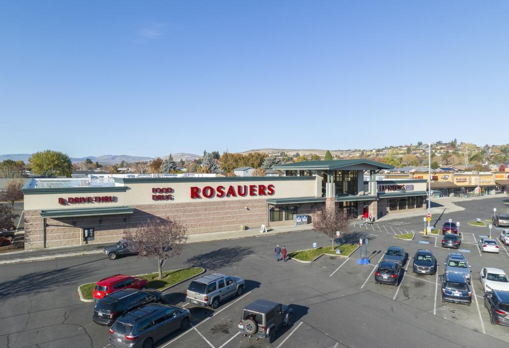 Retail Space for lease in The Orchards, Yakima, WA - 1