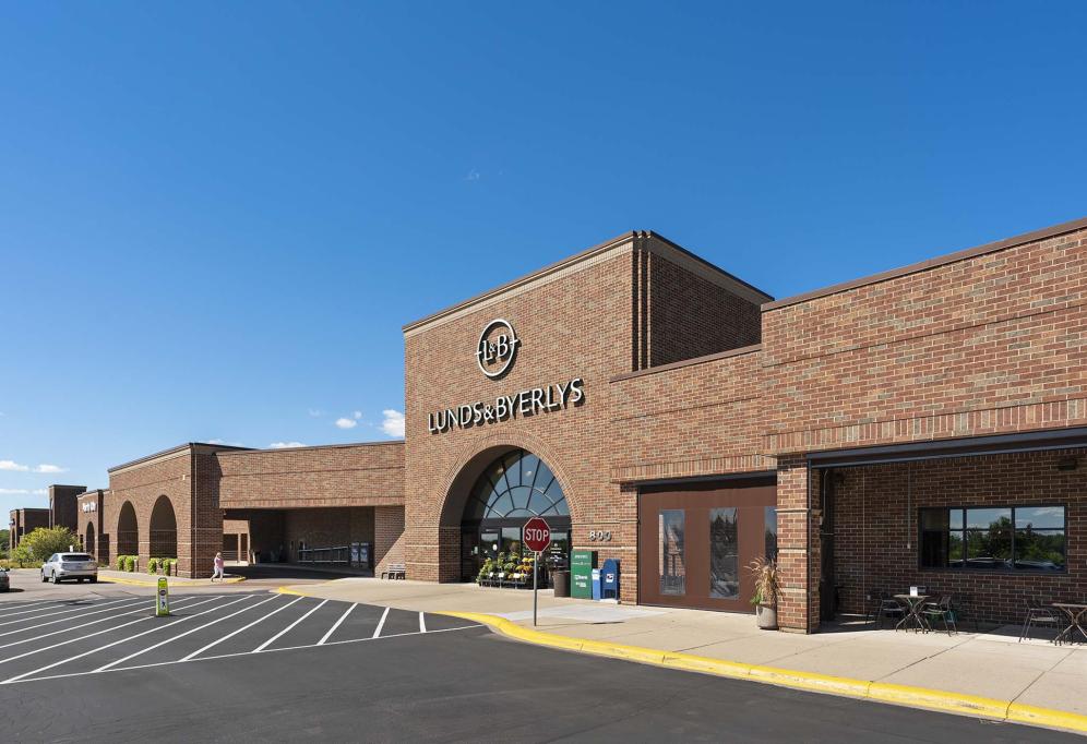 Retail Space for lease in West Village Center, Chanhassen, MN - 1