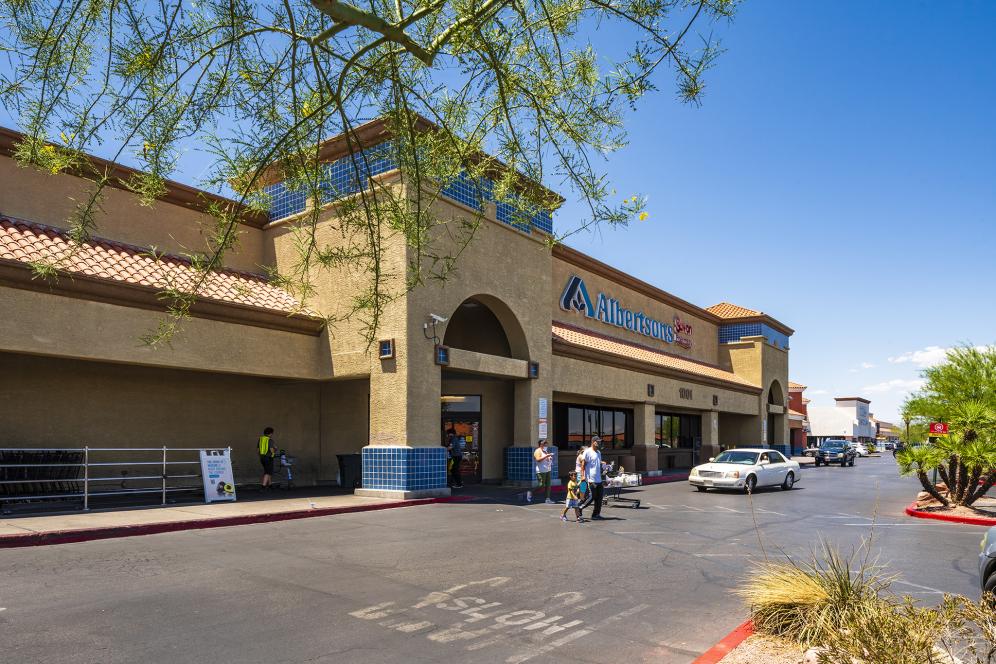 Retail Space for lease in Rainbow Plaza, Las Vegas, NV - 1