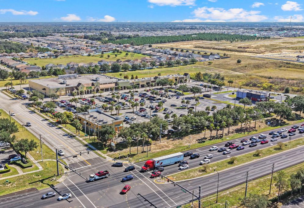 Retail Space for lease in St. Charles Plaza, Davenport, FL - 1