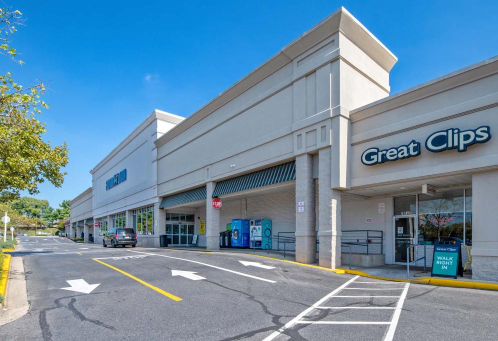 Retail Space for lease in Burwood Village Center, Glen Burnie, MD - 1