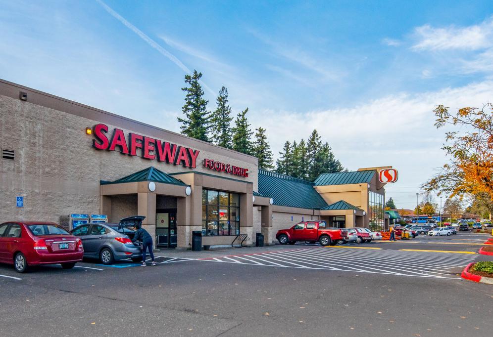 Retail Space for lease in Highland Fair, Gresham, OR - 1