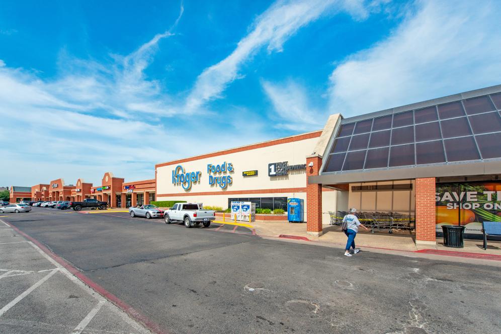 Retail Space for lease in Towne Crossing Shopping Center, Mesquite, TX - 1
