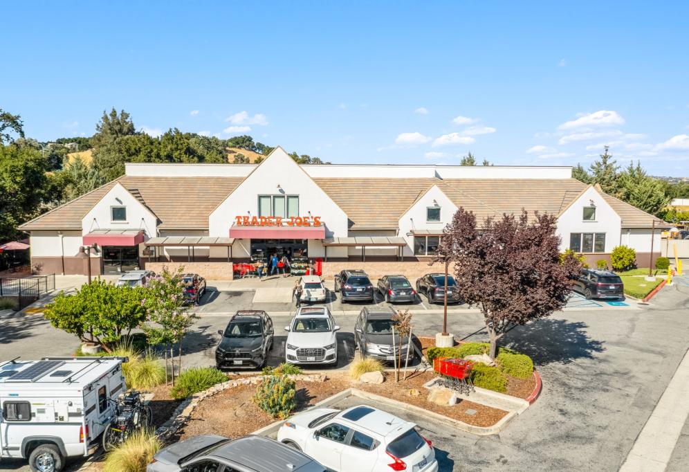 Retail Space for lease in Vineyard Center, Templeton, CA - 1