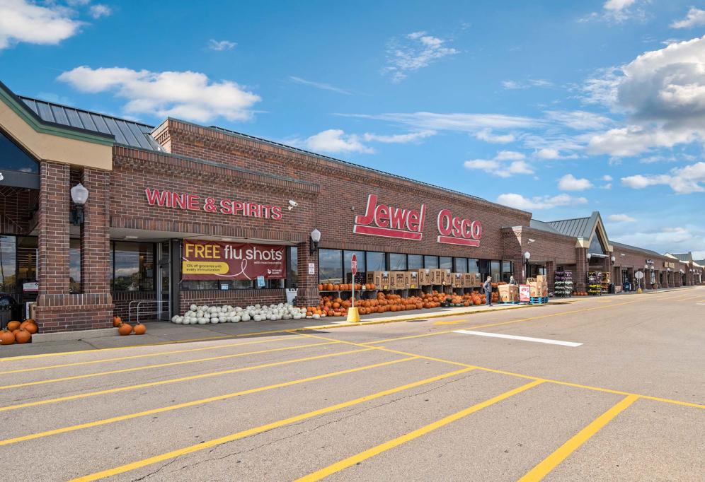 Retail Space for lease in The Shoppes at Windmill Place, Batavia, IL - 1