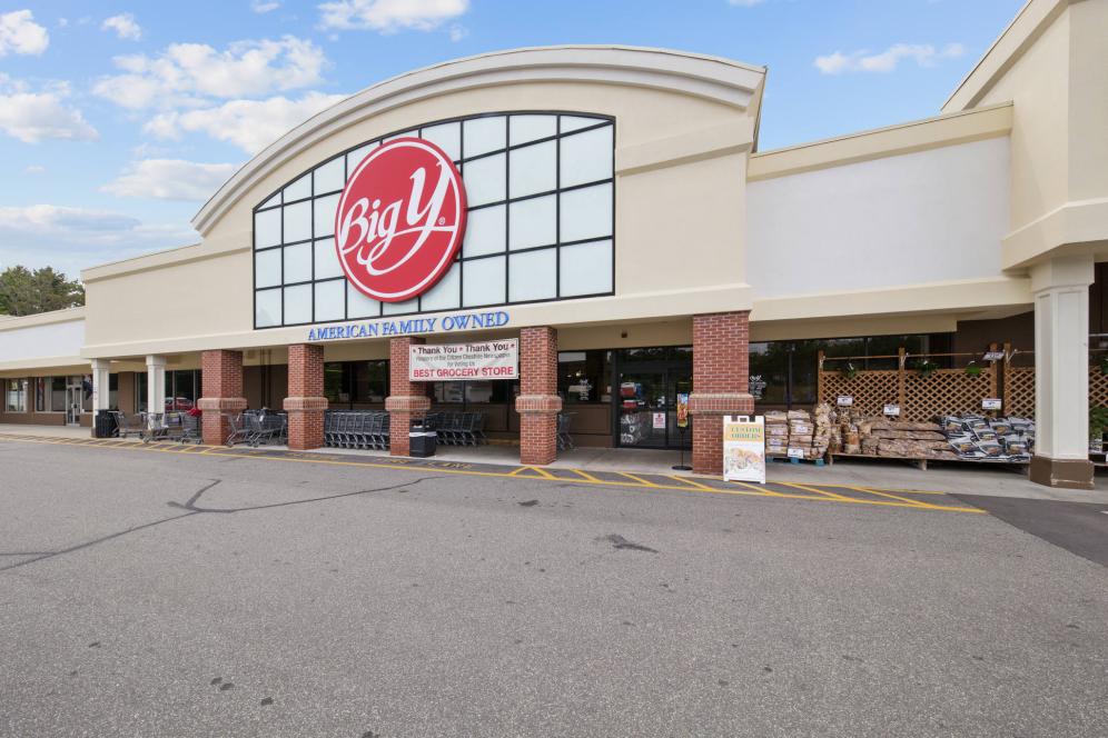 Retail Space for lease in Everybody's Plaza, Cheshire, CT - 1