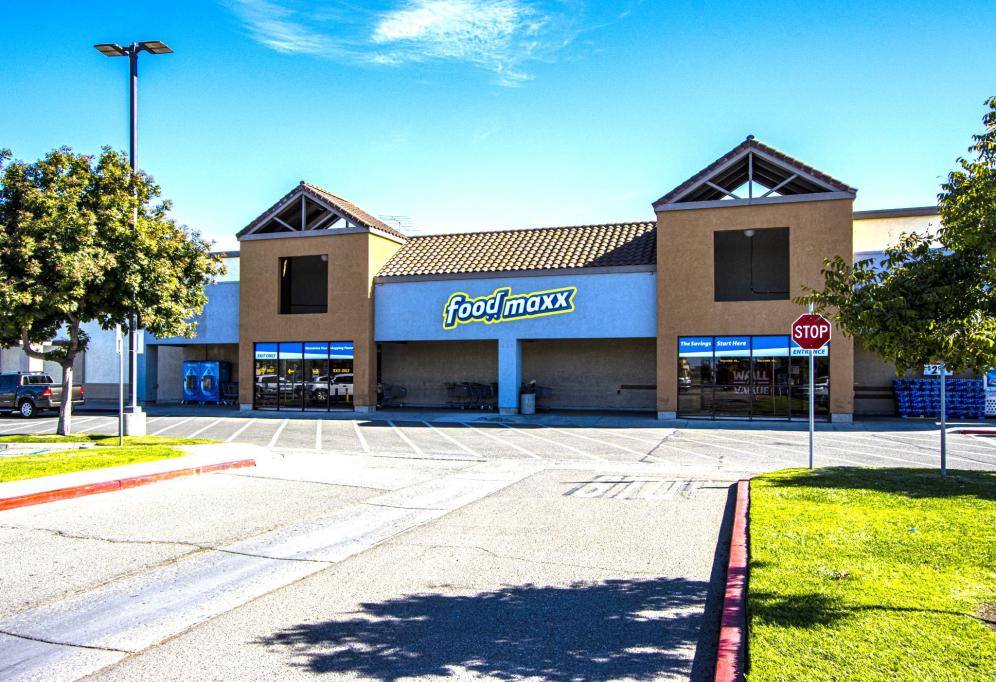 Retail Space for lease in Broadway Pavilion, Santa Maria, CA - 1