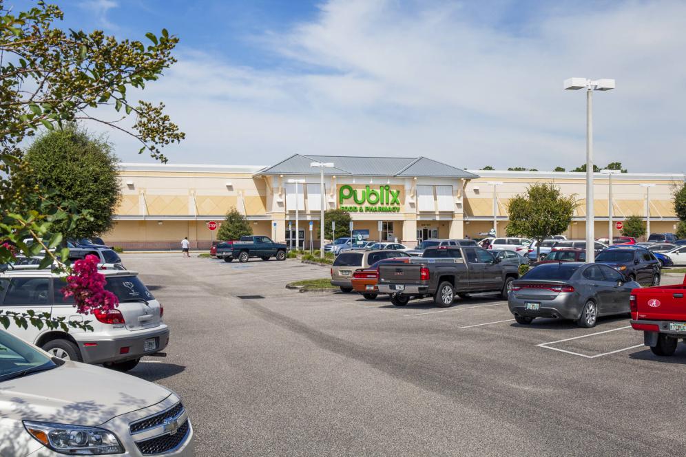 Retail Space for lease in Shoppes at Glen Lakes, Weeki Wachee, FL - 1